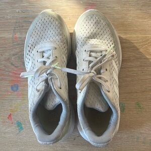 Adidas girls golf shoes size 6.5